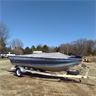 17.5' Crestliner fishing boat